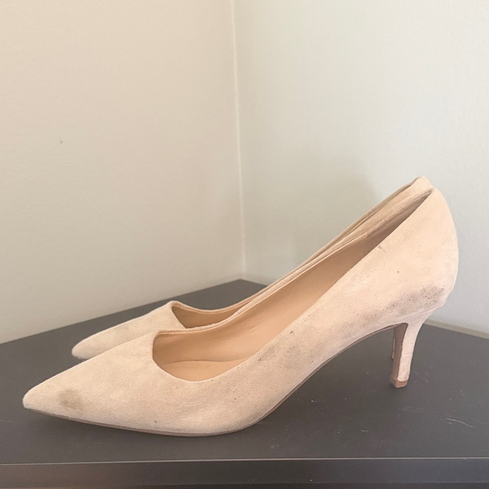 Franco Sarto Grey Beige Pointed-Toe Suede Pumps 9
